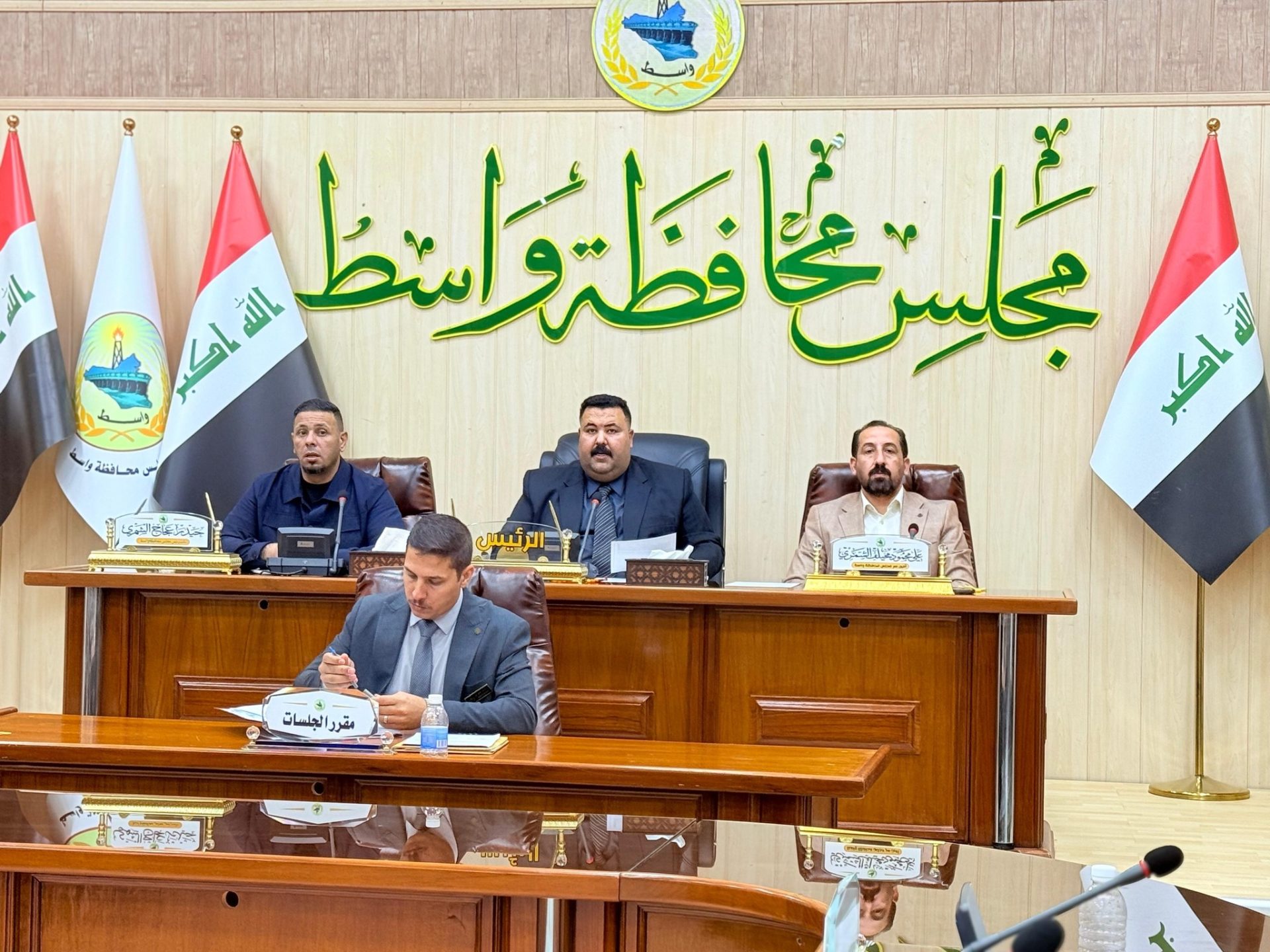 مجلس واسط يعفي مسؤولين ويحيل آخرين للقضاء والسوداني يكلف قائدا جديدا لشرطة المحافظة