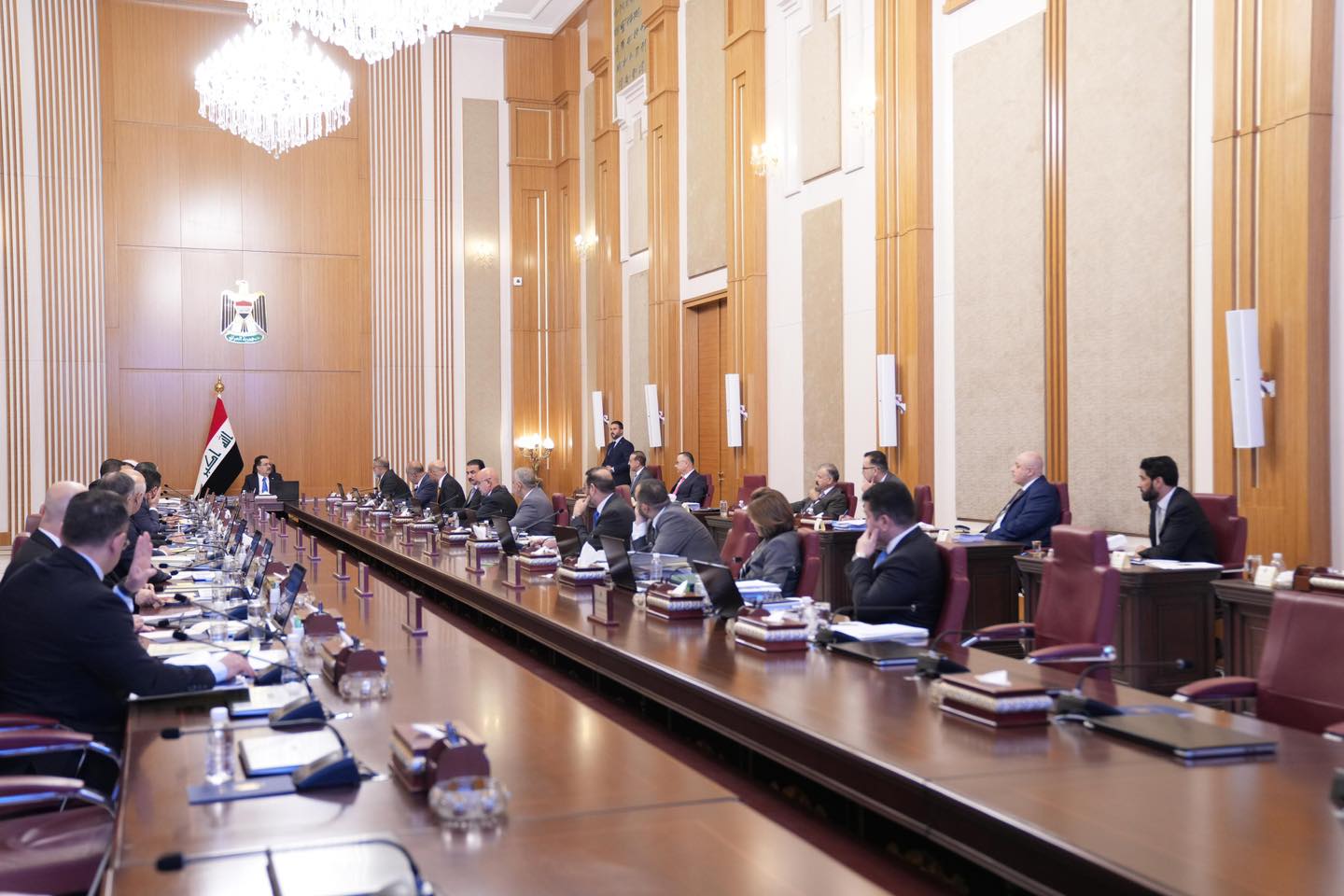 مجلس الوزراء يصوّت بالموافقة على إجراء امتحانات الدور الثالث لصفوف الدراسة المنتهية السادس الابتدائي والثالث المتوسط والسادس الإعدادي للعام الدراسي الحالي.