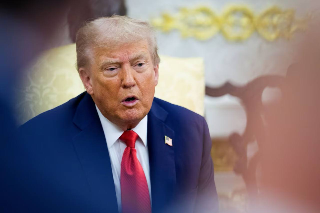 ترامب: على إسرائيل أن توقف قصف غزة فورا حتى نتمكن من إخراج الرهائن بأمان وسرعة