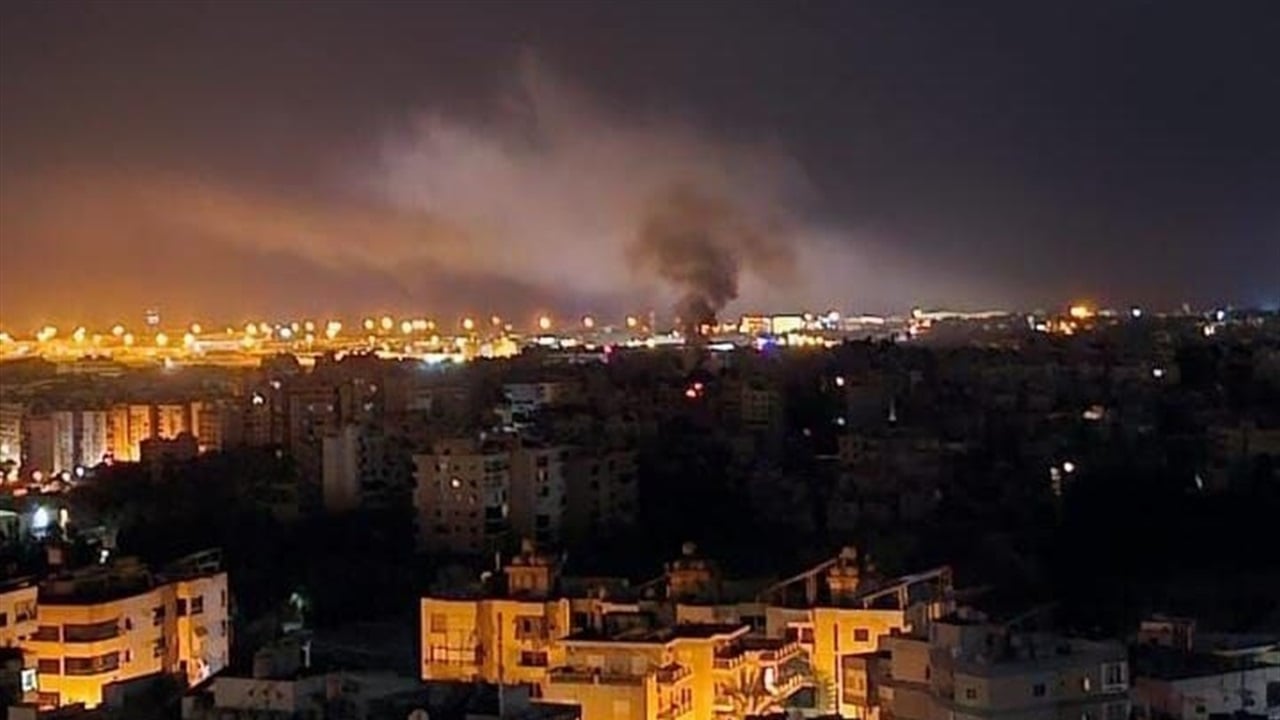 لبنان.. شهيد و7 مصابين في غارات إسرائيلية